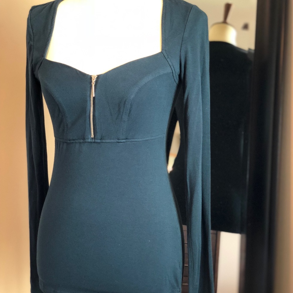 Patty Boutik Sexy Zip Front Top